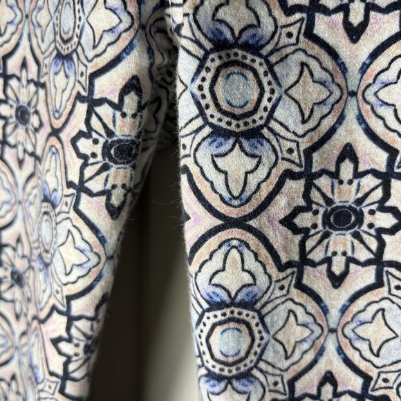 7 For All Mankind Sz 31 Stained Glass Mosaic Pink Blue Cropped Jeans POSH36 - Picture 12 of 16